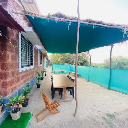 Sumati Raut Farm Villa Sahan Exterior photo