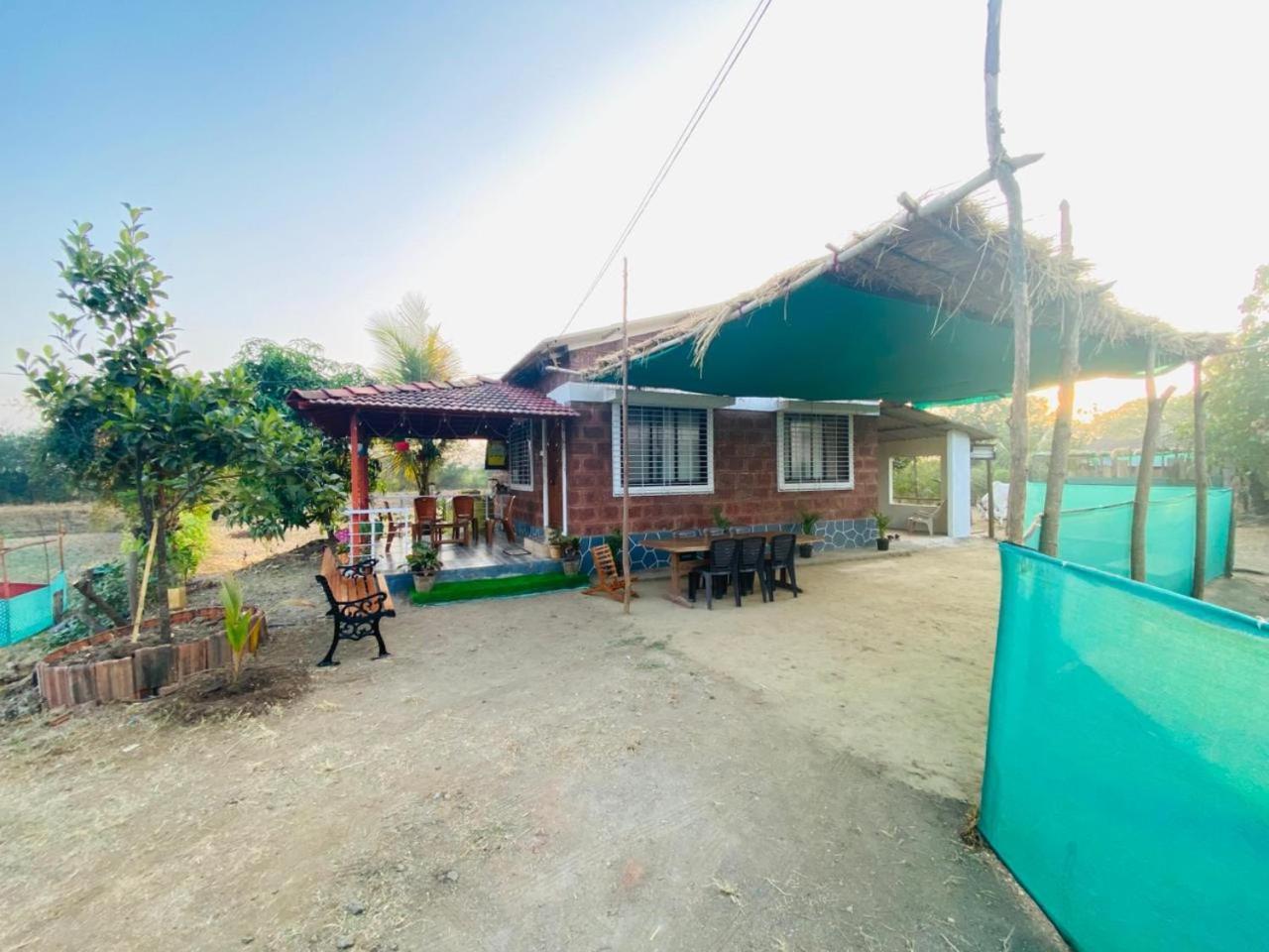 Sumati Raut Farm Villa Sahan Exterior photo