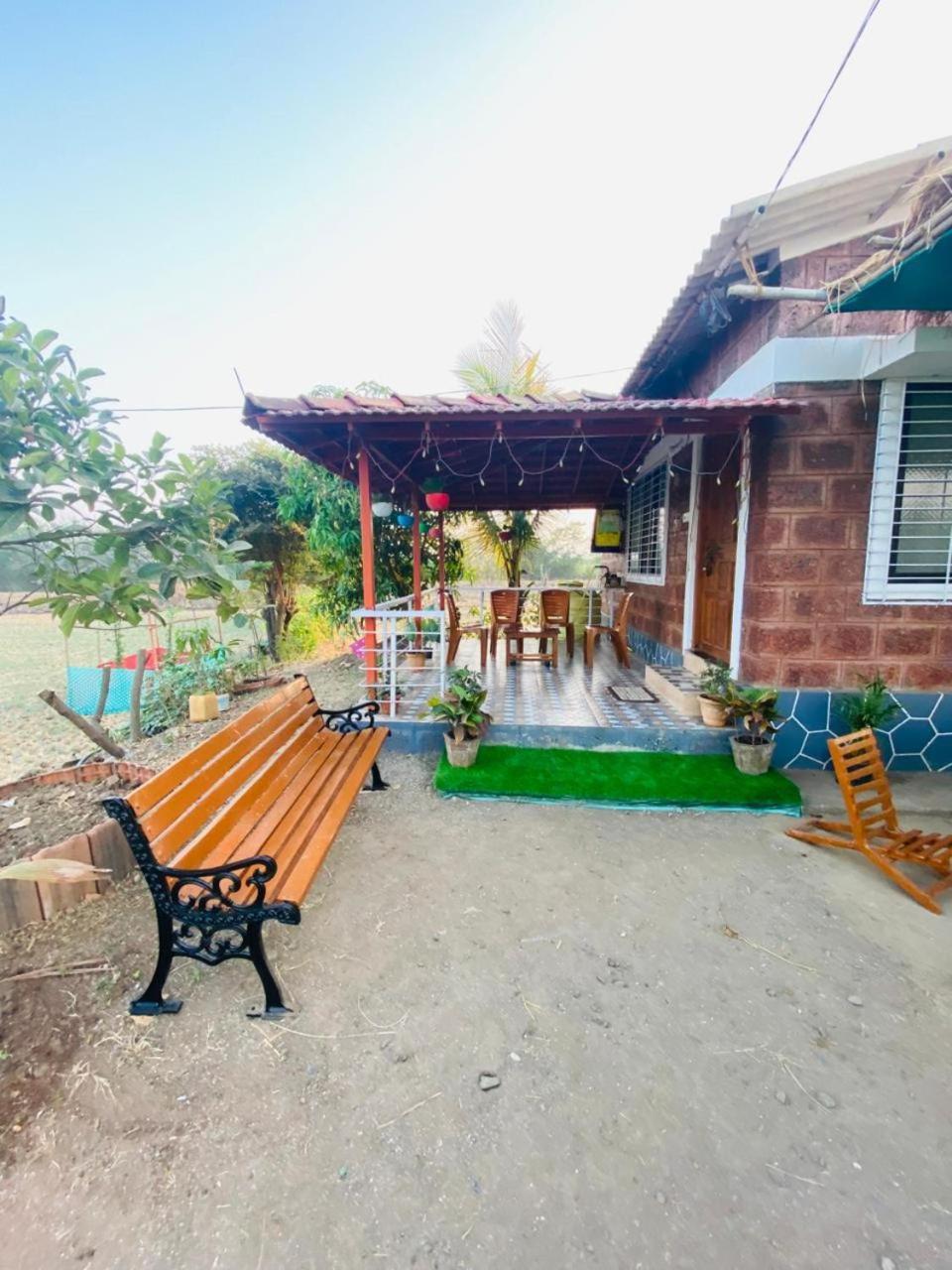 Sumati Raut Farm Villa Sahan Exterior photo